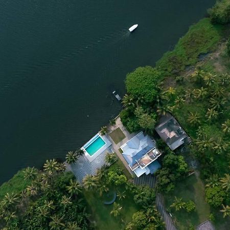 Riveria Portico - River Side 6 Bedroom Private Pool Bungalow North Paravur Екстериор снимка