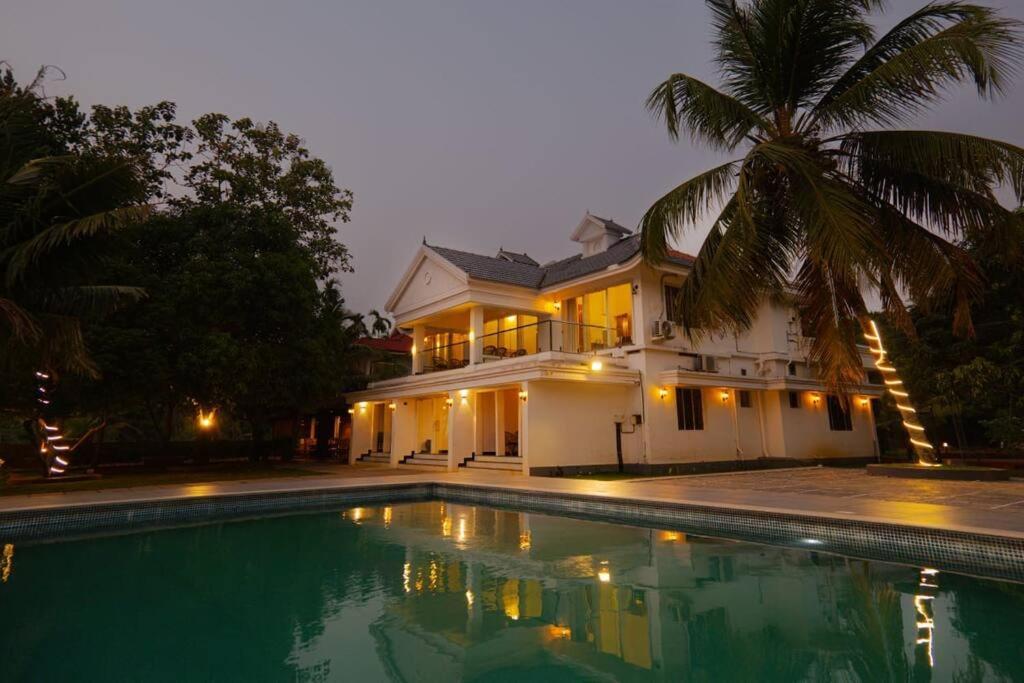 Riveria Portico - River Side 6 Bedroom Private Pool Bungalow North Paravur Екстериор снимка